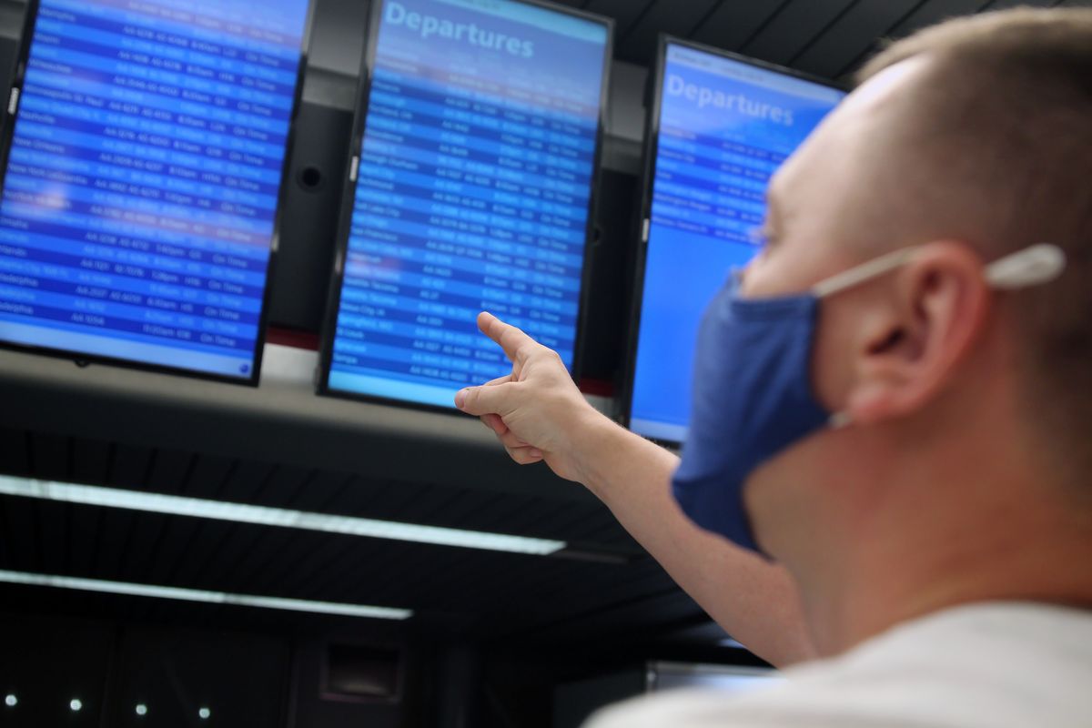 Terminal showing lightdm restart commands